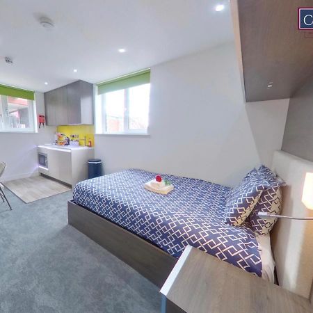 New House - Magnificent Studios In Coventry City Centre, Free Parking, By Covstays Εξωτερικό φωτογραφία